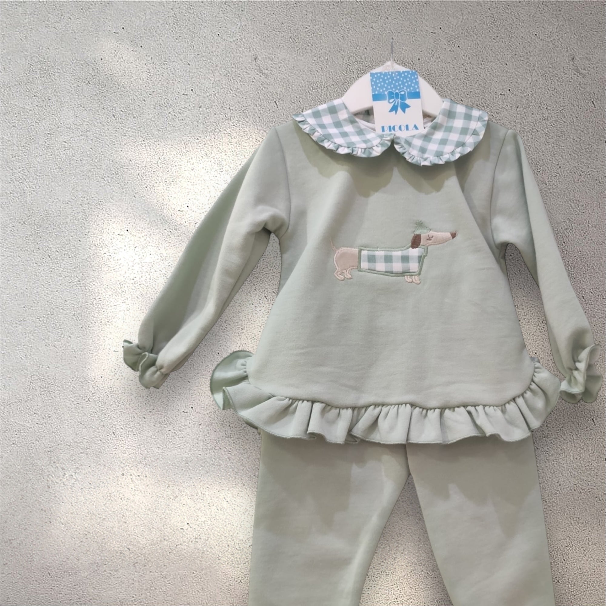 Conjunto Perrito