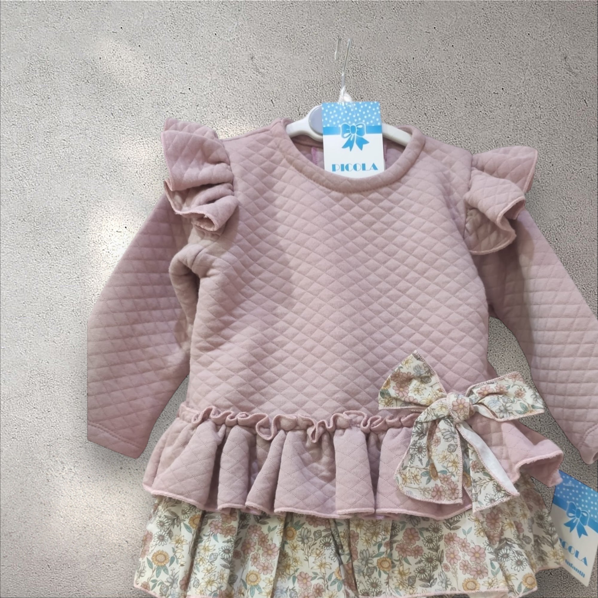 Conjunto Tiovivo